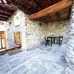 Lägenhet Borgo Antico Con Terrazzo Panoramico - Bluchalet